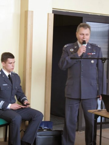 "Na skrzydłach orłów"